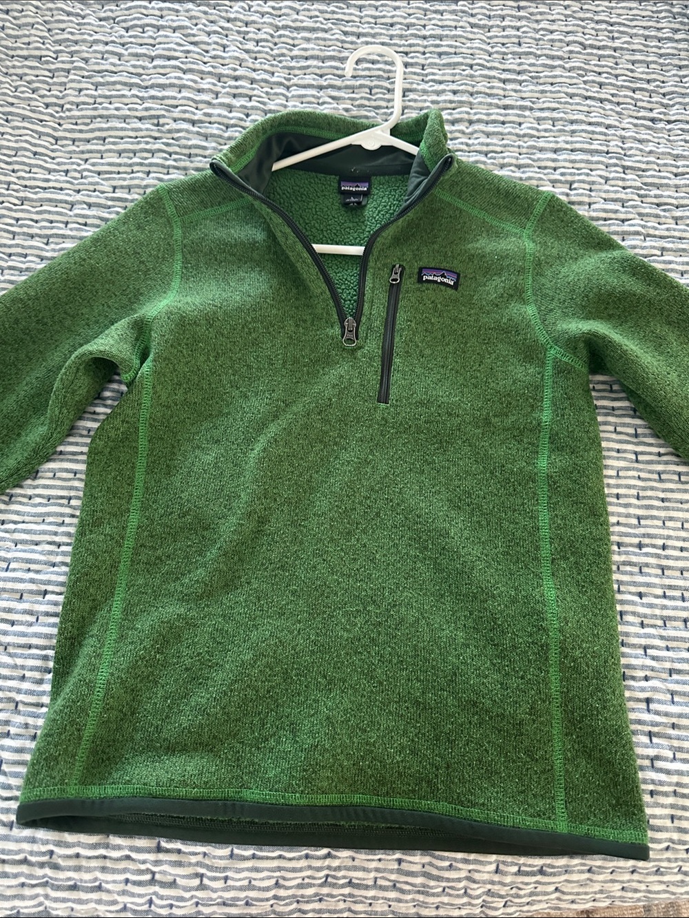 Patagonia boys youth 12 Large Green Quarter-Zip Fleece Pullover